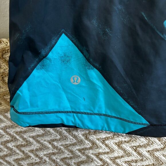 Lululemon Athletica Women's Pack-It Hooded Packable Vest Blue Black Size 4 - Picture 9 of 10